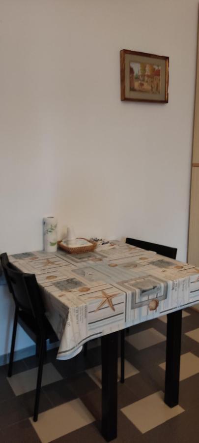Apartament La Casa Di Periferia Bari Zewnętrze zdjęcie
